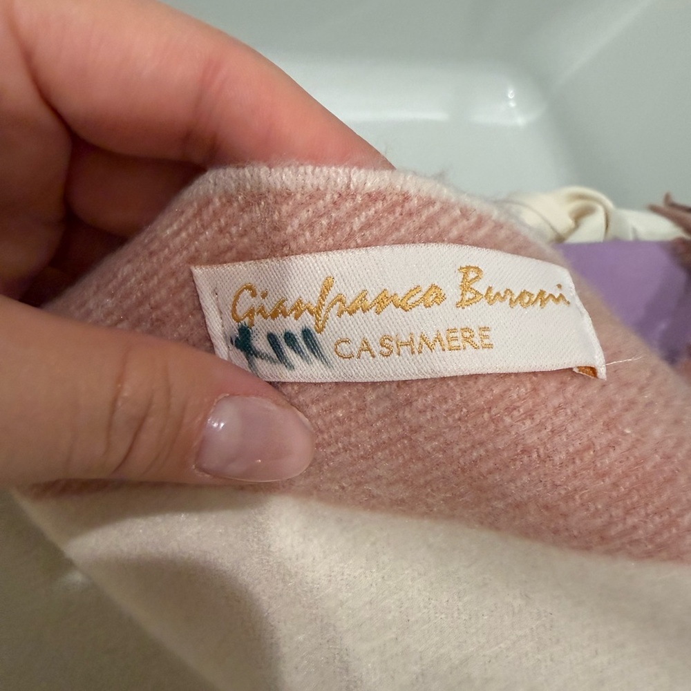 Gianfranco Burani Cashmere Scarf - Picture 3 of 3